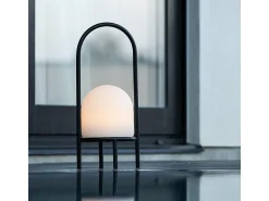ebuy24 Lámpara De Mesa^Lámpara de mesa Colie LED para exterior 19x43x19cm color . Negro