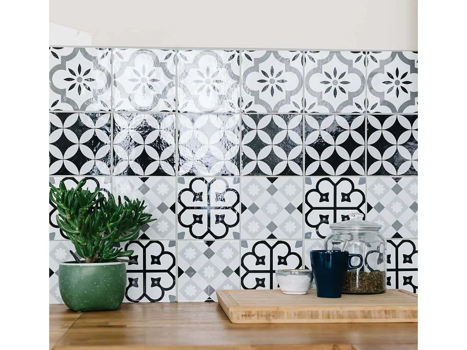 Online Draeger Pegatinas de azulejos 15 X 15 cm - Motivos floral en blanco y Negro