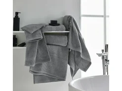 Toalla de baño TODAY Essential Gris Acero 70 x 130 cm